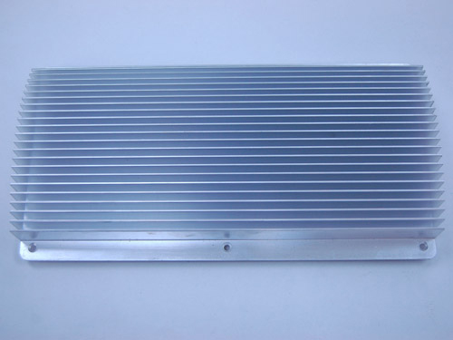 Aluminium section for radiator